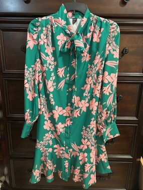 SHEIN Green Dress with Pink Floral Tie-Neck
